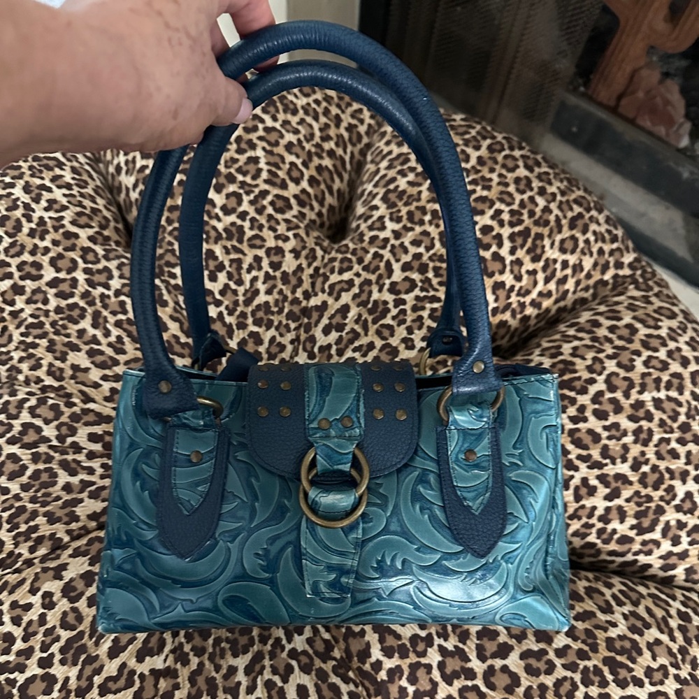 Helle Comfort by Romu’s Spain Embossed Patent Leather Shoulder Bag